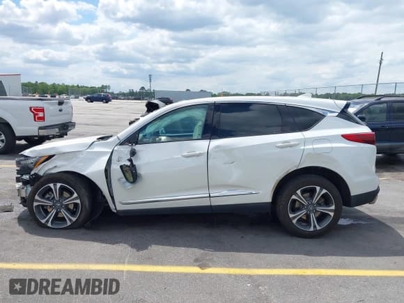 ✅ 2022 Acura RDX Advance • VIN: 5J8TC2H72NL009713 • Lot: 42155331. Wystawiony na IAAI z przebiegiem 35 269 mil. Bezpłatny archiwum sprzedaży aukcyjnych z USA i szczegółowy raport historii pojazdu na DreamBid. Zdjęcie 15.