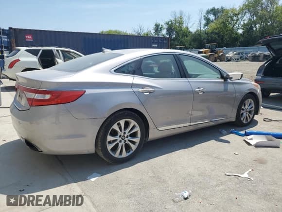 ✅ 2012 Hyundai Azera • VIN: KMHFG4JG8CA125699 • Лот: 66603405. Опубликован ранее на Copart с пробегом 129 673 миль. Бесплатный доступ к архиву аукционных продаж из США и подробный отчёт об истории автомобиля на DreamBid. Изображение 3.