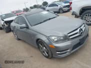 ✅ 2012 Mercedes-Benz C 250 • VIN: WDDGJ4HB6CF864731 • Lot: 41177482. Wystawiony na IAAI z przebiegiem 134 642 mil. Bezpłatny archiwum sprzedaży aukcyjnych z USA i szczegółowy raport historii pojazdu na DreamBid. Zdjęcie 1.