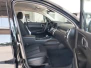 ✅ 2023 Kia Sorento LX • VIN: 5XYRG4LC9PG170703 • Lot: 43094607. Wystawiony na IAAI z przebiegiem 41 070 mil. Bezpłatny archiwum sprzedaży aukcyjnych z USA i szczegółowy raport historii pojazdu na DreamBid. Zdjęcie 5.