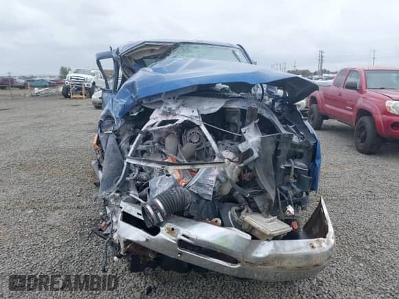 2004 Chevrolet Silverado 1500 Z71 with VIN 2GCEK13T141319493, listed as a IAAI auction lot 43398096 with Not provided miles and . Bid and sale history available at DreamBid. Image 11.