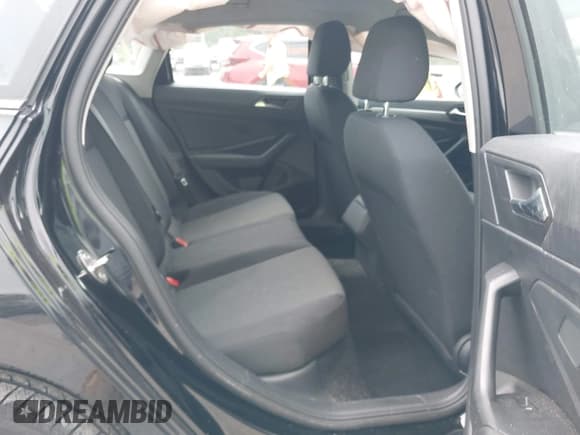 ✅ 2020 Volkswagen Jetta S • VIN: 3VWN57BU2LM040658 • Lot: 42874671. Wystawiony na IAAI z przebiegiem 42 838 mil. Bezpłatny archiwum sprzedaży aukcyjnych z USA i szczegółowy raport historii pojazdu na DreamBid. Zdjęcie 8.