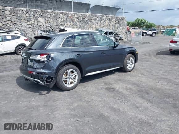 ✅ 2018 Audi Q5 Premium Plus • VIN: WA1BNAFY7J2213699 • Лот: 42172266. Опубликован ранее на IAAI с пробегом 41 876 миль. Бесплатный доступ к архиву аукционных продаж из США и подробный отчёт об истории автомобиля на DreamBid. Изображение 4.