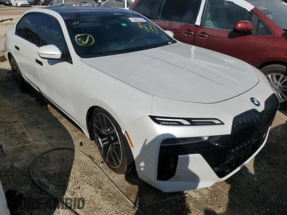 ✅ 2023 BMW 7 Series 740i • VIN: WBA23EH01PCN55188 • Лот: 76453104. Опубликован ранее на Copart с пробегом Не указан. Бесплатный доступ к архиву аукционных продаж из США и подробный отчёт об истории автомобиля на DreamBid. Изображение 4.