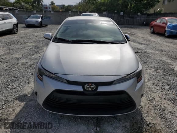 ✅ 2024 Toyota Corolla LE • VIN: 5YFB4MDE5RP161439 • Лот: 51640915. Опубликован ранее на Copart с пробегом 48 495 миль. Бесплатный доступ к архиву аукционных продаж из США и подробный отчёт об истории автомобиля на DreamBid. Изображение 5.
