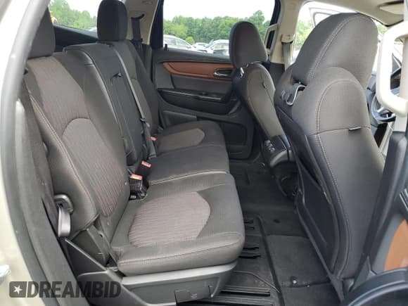 ✅ 2016 Chevrolet Traverse LT • VIN: 1GNKRGKD1GJ258675 • Lot: 55804445. Wystawiony na Copart z przebiegiem 182 133 mil. Bezpłatny archiwum sprzedaży aukcyjnych z USA i szczegółowy raport historii pojazdu na DreamBid. Zdjęcie 11.