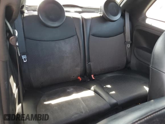 ✅ 2018 FIAT 500e • VIN: 3C3CFFGE5JT469593 • Lot: 59946225. Listed on Copart with 35,003 mi. Free auction sales archive from the USA and detailed vehicle history report at DreamBid. Image 10.