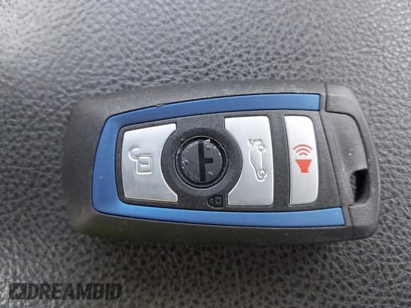 ✅ 2018 BMW 4 Series 440i • VIN: WBA4J5C55JBF07372 • Lot: 41878383. Wystawiony na IAAI z przebiegiem 68 043 mil. Bezpłatny archiwum sprzedaży aukcyjnych z USA i szczegółowy raport historii pojazdu na DreamBid. Zdjęcie 11.