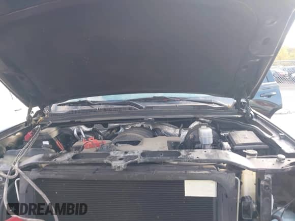 2017 Chevrolet Tahoe LT z VIN 1GNSKBKC4HR115785, wystawiony jako IAAI lot #43473656 z przebiegiem 160 271 mil mil oraz . Historia ofert i sprzedaży dostępna na DreamBid. Obrazek 10.