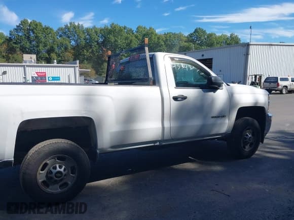 ✅ 2016 Chevrolet Silverado 2500HD Work Truck • VIN: 1GC0CUEG5GZ253258 • Лот: 43348272. Опубликован ранее на IAAI с пробегом 241 177 миль. Бесплатный доступ к архиву аукционных продаж из США и подробный отчёт об истории автомобиля на DreamBid. Изображение 13.