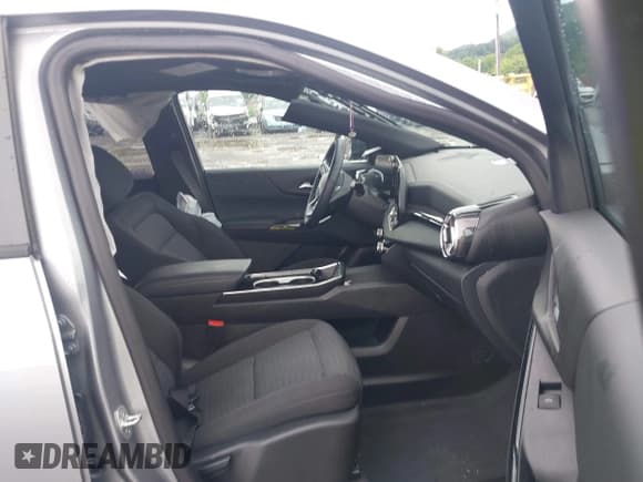 ✅ 2025 Chevrolet Equinox FWD LT • VIN: 3GNAXHEG2SL200735 • Lot: 42513000. Wystawiony na IAAI z przebiegiem 6 332 mil. Bezpłatny archiwum sprzedaży aukcyjnych z USA i szczegółowy raport historii pojazdu na DreamBid. Zdjęcie 5.