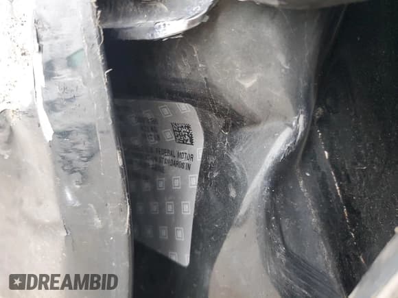 ✅ 2018 Chevrolet Cruze LT • VIN: 1G1BE5SM7J7145805 • Lot: 90533425. Listed on Copart with Not provided. Free auction sales archive from the USA and detailed vehicle history report at DreamBid. Image 12.