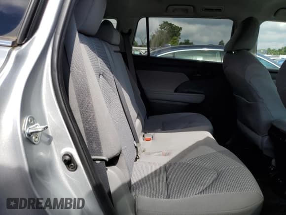 ✅ 2021 Toyota Highlander Hybrid LE • VIN: 5TDBBRCH6MS514995 • Lot: 81394315. Listed on Copart with 49,206 mi. Free auction sales archive from the USA and detailed vehicle history report at DreamBid. Image 11.