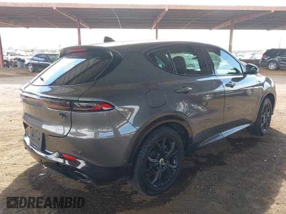 ✅ 2024 Dodge Hornet R/T Plus • VIN: ZACPDFDW7R3A20930 • Lot: 43508773. Listed on IAAI with 21,450 mi. Free auction sales archive from the USA and detailed vehicle history report at DreamBid. Image 4.