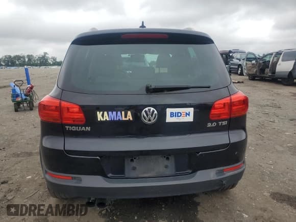 ✅ 2012 Volkswagen Tiguan SE • VIN: WVGAV7AX1CW602168 • Lot: 61219265. Listed on Copart with 130,702 mi. Free auction sales archive from the USA and detailed vehicle history report at DreamBid. Image 6.