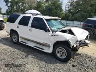 1995 Chevrolet Blazer z VIN 1GNCS13W3SK128695, wystawiony jako Copart lot #72432754 z przebiegiem 162 645 mil mil oraz Szkoda całkowita • Salvage title. Historia ofert i sprzedaży dostępna na DreamBid. Obrazek 4.
