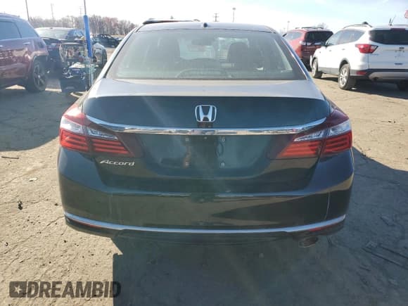 ✅ 2016 Honda Accord EX-L • VIN: 1HGCR2F97GA221766 • Лот: 92361955. Опубликован ранее на Copart с пробегом 61 897 миль. Бесплатный доступ к архиву аукционных продаж из США и подробный отчёт об истории автомобиля на DreamBid. Изображение 6.