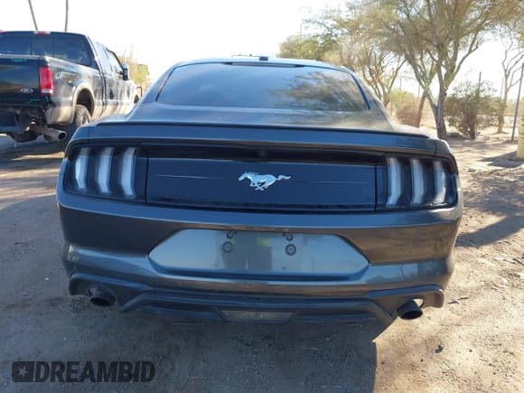 ✅ 2019 Ford Mustang EcoBoost • VIN: 1FA6P8TH3K5203479 • Lot: 43652014. Wystawiony na IAAI z przebiegiem 70 857 mil. Bezpłatny archiwum sprzedaży aukcyjnych z USA i szczegółowy raport historii pojazdu na DreamBid. Zdjęcie 16.