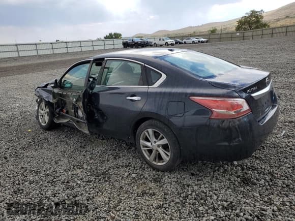 ✅ 2013 Nissan Altima SL • VIN: 1N4AL3AP4DN466828 • Lot: 68867695. Wystawiony na Copart z przebiegiem 126 173 mil. Bezpłatny archiwum sprzedaży aukcyjnych z USA i szczegółowy raport historii pojazdu na DreamBid. Zdjęcie 2.