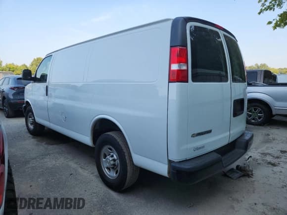 ✅ 2022 Chevrolet Express Cargo • VIN: 1GCWGAFP6N1181980 • Lot: 84340485. Listed on Copart with 72,178 mi. Free auction sales archive from the USA and detailed vehicle history report at DreamBid. Image 2.