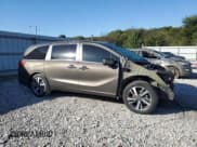 ✅ 2023 Honda Odyssey Touring • VIN: 5FNRL6H86PB007431 • Lot: 89678105. Listed on Copart with 45,047 mi. Free auction sales archive from the USA and detailed vehicle history report at DreamBid. Image 4.