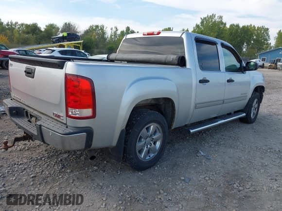 ✅ 2012 GMC Sierra 1500 SLE • VIN: 3GTP2VE75CG268361 • Лот: 43213286. Опубликован ранее на IAAI с пробегом 186 417 миль. Бесплатный доступ к архиву аукционных продаж из США и подробный отчёт об истории автомобиля на DreamBid. Изображение 4.