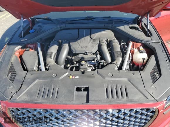 ✅ 2022 Genesis GV70 Sport • VIN: KMUMCDTC5NU011059 • Lot: 89899635. Wystawiony na Copart z przebiegiem 22 816 mil. Bezpłatny archiwum sprzedaży aukcyjnych z USA i szczegółowy raport historii pojazdu na DreamBid. Zdjęcie 12.