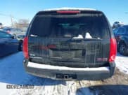 ✅ 2010 GMC Yukon • VIN: 1GKUKAE01AR114889 • Lot: 43828218. Wystawiony na IAAI z przebiegiem 217 994 mil. Bezpłatny archiwum sprzedaży aukcyjnych z USA i szczegółowy raport historii pojazdu na DreamBid. Zdjęcie 16.