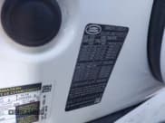 ✅ 2021 Land Rover Range Rover Velar R-Dynamic S • VIN: SALYT2EX5MA300136 • Lot: 41589775. Wystawiony na IAAI z przebiegiem 64 574 mil. Bezpłatny archiwum sprzedaży aukcyjnych z USA i szczegółowy raport historii pojazdu na DreamBid. Zdjęcie 9.