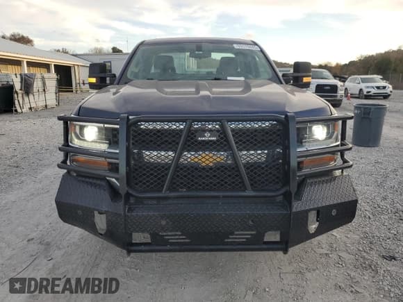 ✅ 2018 Chevrolet Silverado 1500 Work Truck • VIN: 1GCVKNECXJZ237463 • Lot: 93113445. Wystawiony na Copart z przebiegiem 196 469 mil. Bezpłatny archiwum sprzedaży aukcyjnych z USA i szczegółowy raport historii pojazdu na DreamBid. Zdjęcie 5.