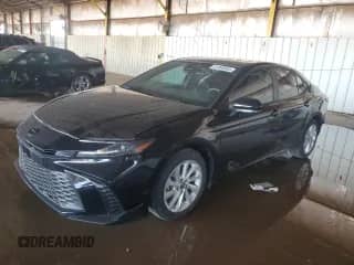 2025 Toyota Camry SE with VIN 4T1DAACK0SU118171, listed as a Copart auction lot 81886665 with 2,451 mi miles and Salvage title. Bid and sale history available at DreamBid. Image 1.