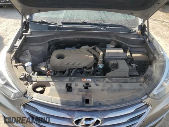 ✅ 2017 Hyundai Santa Fe 2.0T • VIN: 5NMZU4LA5HH041467 • Lot: 81898505. Listed on Copart with 121,360 mi. Free auction sales archive from the USA and detailed vehicle history report at DreamBid. Image 12.