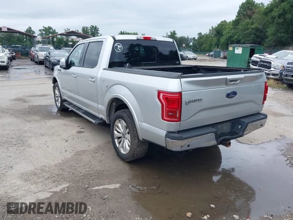 ✅ 2015 Ford F-150 XLT • VIN: 1FTEW1EGXFKE19647 • Lot: 43026369. Wystawiony na IAAI z przebiegiem 217 955 mil. Bezpłatny archiwum sprzedaży aukcyjnych z USA i szczegółowy raport historii pojazdu na DreamBid. Zdjęcie 3.