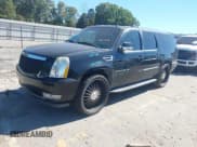 ✅ 2007 Cadillac Escalade ESV • VIN: 1GYFK66867R184719 • Lot: 43448794. Listed on IAAI with 269,170 mi. Free auction sales archive from the USA and detailed vehicle history report at DreamBid. Image 2.