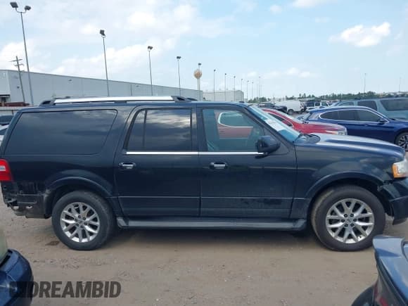✅ 2017 Ford Expedition Max Limited • VIN: 1FMJK1KT3HEA08695 • Lot: 42310263. Listed on IAAI with 203,091 mi. Free auction sales archive from the USA and detailed vehicle history report at DreamBid. Image 14.