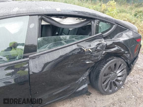 ✅ 2021 Tesla Model 3 Performance • VIN: 5YJ3E1ECXMF914237 • Lot: 43431670. Listed on IAAI with 90,921 mi. Free auction sales archive from the USA and detailed vehicle history report at DreamBid. Image 6.