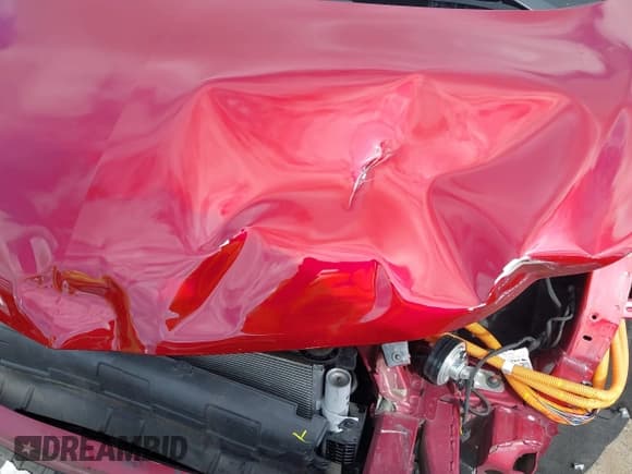 ✅ 2020 Chevrolet Bolt EV Premier • VIN: 1G1FZ6S07L4144327 • Lot: 41723931. Wystawiony na IAAI z przebiegiem 33 741 mil. Bezpłatny archiwum sprzedaży aukcyjnych z USA i szczegółowy raport historii pojazdu na DreamBid. Zdjęcie 21.