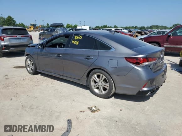 ✅ 2018 Hyundai Sonata Limited • VIN: 5NPE34AF3JH646709 • Лот: 66022535. Опубликован ранее на Copart с пробегом 96 433 миль. Бесплатный доступ к архиву аукционных продаж из США и подробный отчёт об истории автомобиля на DreamBid. Изображение 2.