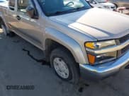 ✅ 2004 Chevrolet Colorado LS Z71 • VIN: 1GCDT196448133938 • Lot: 41647829. Wystawiony na IAAI z przebiegiem 196 530 mil. Bezpłatny archiwum sprzedaży aukcyjnych z USA i szczegółowy raport historii pojazdu na DreamBid. Zdjęcie 6.