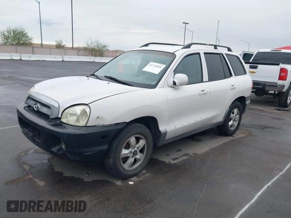 ✅ 2005 Hyundai Santa Fe GLS • VIN: KM8SC13D75U946581 • Lot: 43775010. Wystawiony na IAAI z przebiegiem 237 150 mil. Bezpłatny archiwum sprzedaży aukcyjnych z USA i szczegółowy raport historii pojazdu na DreamBid. Zdjęcie 2.