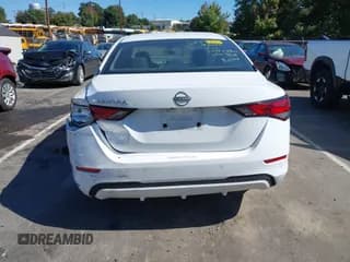 ✅ 2024 Nissan Sentra S • VIN: 3N1AB8BV1RY229668 • Lot: 43397536. Listed on IAAI with 26,235 mi. Free auction sales archive from the USA and detailed vehicle history report at DreamBid. Image 6.