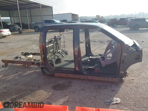 ✅ 2020 Chevrolet Silverado 1500 LT Trail Boss • VIN: 1GCPYFED9LZ373110 • Lot: 43520170. Wystawiony na IAAI z przebiegiem Nie podano. Bezpłatny archiwum sprzedaży aukcyjnych z USA i szczegółowy raport historii pojazdu na DreamBid. Zdjęcie 13.