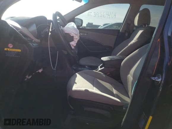 ✅ 2018 Hyundai Santa Fe 2.4L • VIN: 5NMZT3LBXJH095570 • Лот: 39864404. Опубликован ранее на Copart с пробегом 39 191 миль. Бесплатный доступ к архиву аукционных продаж из США и подробный отчёт об истории автомобиля на DreamBid. Изображение 7.