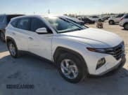 ✅ 2023 Hyundai Tucson SE • VIN: 5NMJA3AE5PH261261 • Lot: 77386874. Wystawiony na Copart z przebiegiem 21 444 mil. Bezpłatny archiwum sprzedaży aukcyjnych z USA i szczegółowy raport historii pojazdu na DreamBid. Zdjęcie 4.