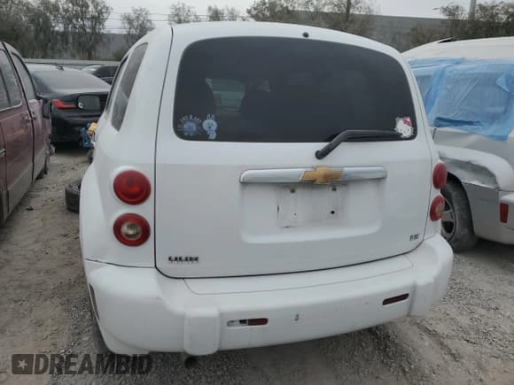 ✅ 2007 Chevrolet HHR LS • VIN: 3GNDA13D27S512792 • Lot: 88606805. Listed on Copart with 107,148 mi. Free auction sales archive from the USA and detailed vehicle history report at DreamBid. Image 6.