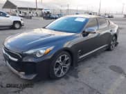 ✅ 2020 Kia Stinger GT-Line • VIN: KNAE15LA1L6086826 • Lot: 41599914. Wystawiony na IAAI z przebiegiem 133 493 mil. Bezpłatny archiwum sprzedaży aukcyjnych z USA i szczegółowy raport historii pojazdu na DreamBid. Zdjęcie 2.