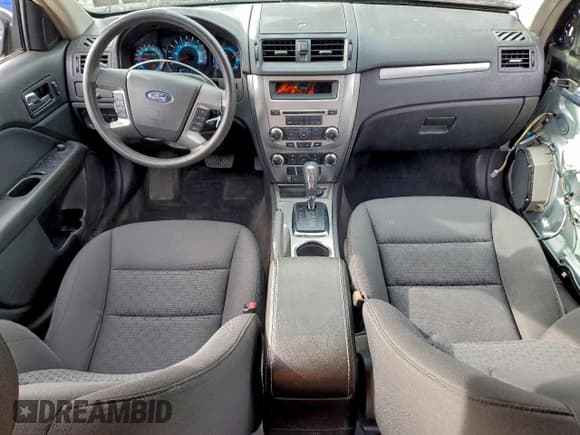 ✅ 2010 Ford Fusion SE • VIN: 3FAHP0HA0AR276682 • Lot: 95628165. Listed on Copart with 49,165 mi. Free auction sales archive from the USA and detailed vehicle history report at DreamBid. Image 8.