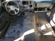 ✅ 2006 Chevrolet Silverado 2500HD LT1 • VIN: 1GCHK23246F133033 • Lot: 84415664. Wystawiony na Copart z przebiegiem 218 218 mil. Bezpłatny archiwum sprzedaży aukcyjnych z USA i szczegółowy raport historii pojazdu na DreamBid. Zdjęcie 8.