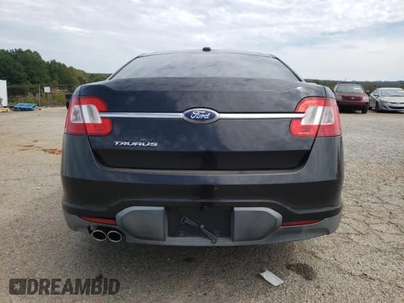 ✅ 2010 Ford Taurus SE • VIN: 1FAHP2DW5AG149057 • Лот: 80706395. Опубликован ранее на Copart с пробегом 150 761 миль. Бесплатный доступ к архиву аукционных продаж из США и подробный отчёт об истории автомобиля на DreamBid. Изображение 6.