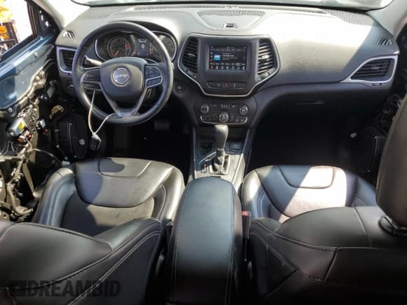 ✅ 2020 Jeep Cherokee Altitude • VIN: 1C4PJLLB7LD610730 • Lot: 81234305. Listed on Copart with 98,581 mi. Free auction sales archive from the USA and detailed vehicle history report at DreamBid. Image 8.